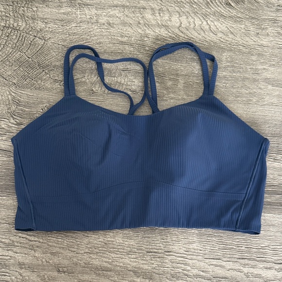 lululemon athletica Navy Strappy Sports Bra sz 12 like new - Picture 2 of 4